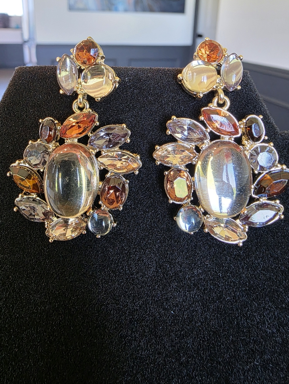 Elegant Multicolor Crystal Drop Earrings - Gold Setting